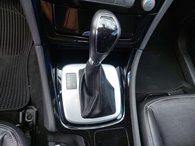 Ford Mondeo 2, 0d 140ps AUTOMATIC Ghia - автомобили, коли, обяви за нови и употребявани 11