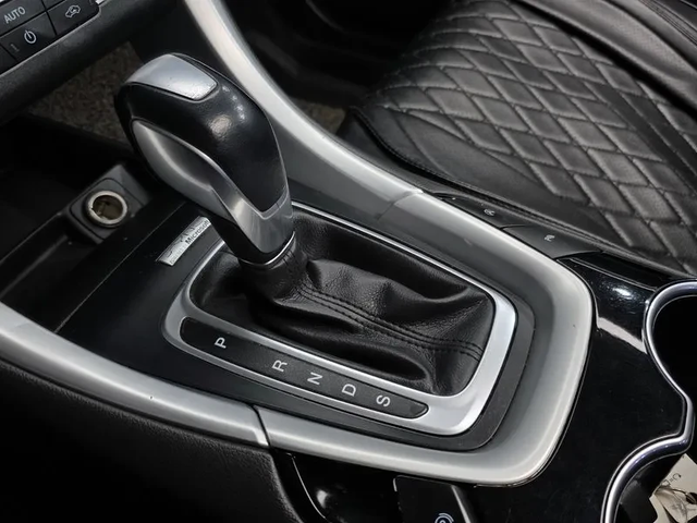 Ford Mondeo 2.0 ТDCI - автомобили, коли, обяви за нови и употребявани 8