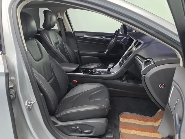 Ford Mondeo 2.0 TDCI - автомобили, коли, обяви за нови и употребявани 9