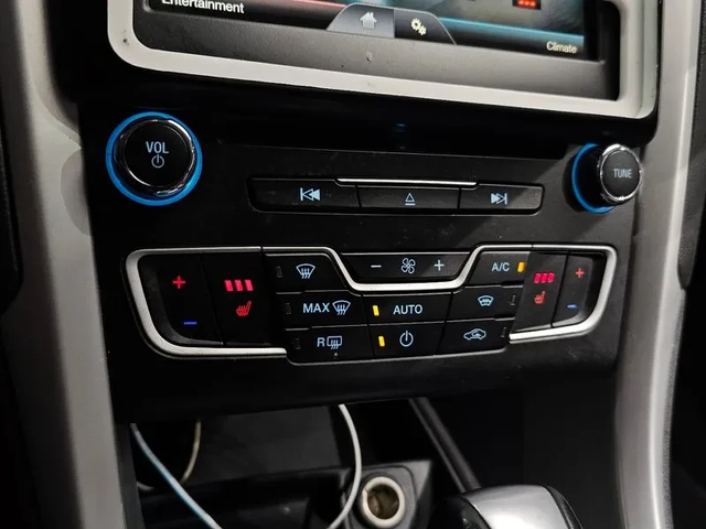 Ford Mondeo 2.0 TDCI Trendy - автомобили, коли, обяви за нови и употребявани 16