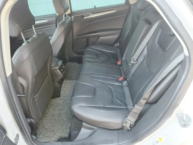 Ford Mondeo 2.0 TDCI Trendy - автомобили, коли, обяви за нови и употребявани 10