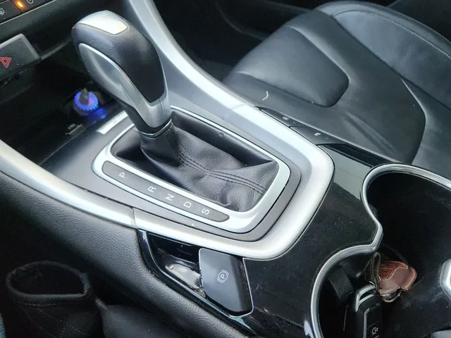 Ford Mondeo 2.0 TDCI Trendy - автомобили, коли, обяви за нови и употребявани 15