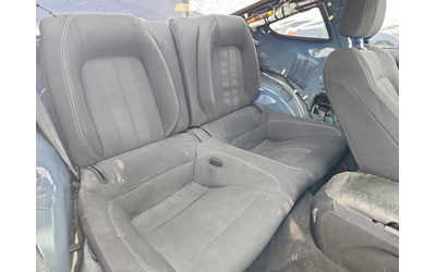 Ford Mustang 2.3L 4 Rear-wheel drive - автомобили, коли, обяви за нови и употребявани 10