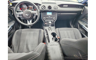 Ford Mustang 2.3L 4 Rear-wheel drive - автомобили, коли, обяви за нови и употребявани 8