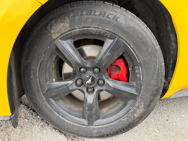 Ford Mustang 2.3L 4cyl RWD - автомобили, коли, обяви за нови и употребявани 6