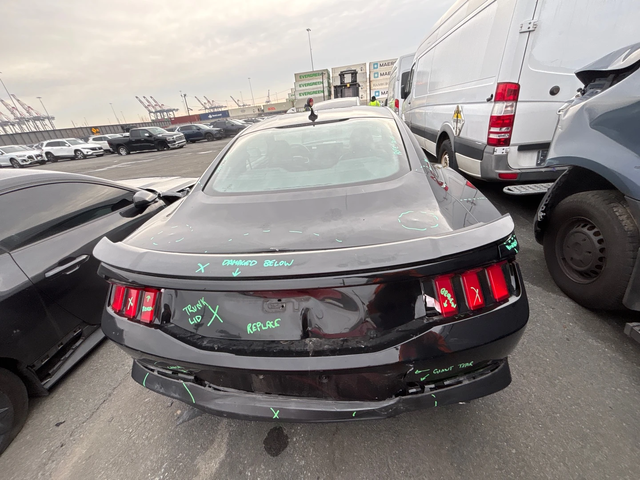 Ford Mustang GT / ОЧАКВАН ВНОС - автомобили, коли, обяви за нови и употребявани 4