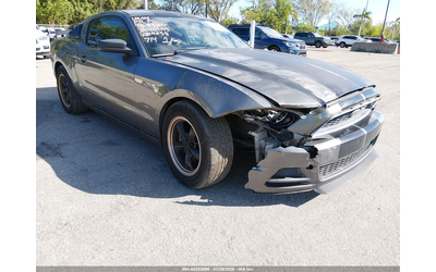 ford-mustang-3-7l-v-6-dohc-vvt-305hp-rear-wheel-drive - 0