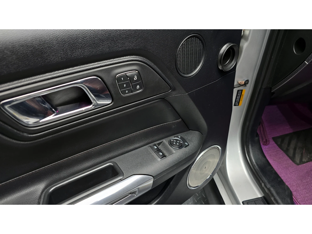 Ford Mustang 2.3L ECOBOOST autogeorge.com - автомобили, коли, обяви за нови и употребявани 16