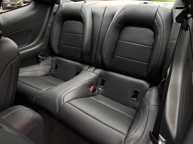 Ford Mustang GT - автомобили, коли, обяви за нови и употребявани 8