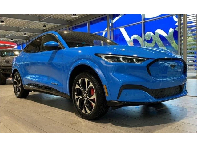 Ford Mustang Mach-E AWD Extended Range - автомобили, коли, обяви за нови и употребявани 0