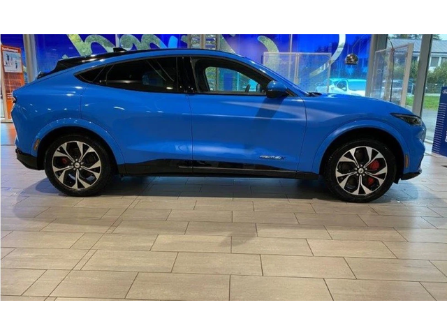 Ford Mustang Mach-E AWD Extended Range - автомобили, коли, обяви за нови и употребявани 1