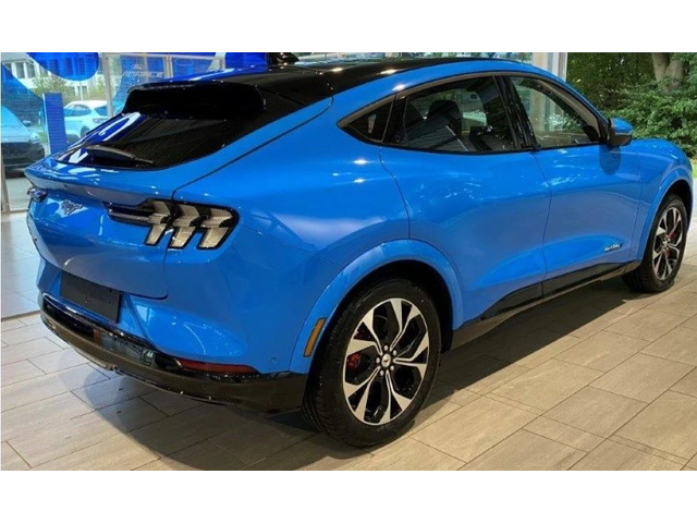 Ford Mustang Mach-E AWD Extended Range - автомобили, коли, обяви за нови и употребявани 2