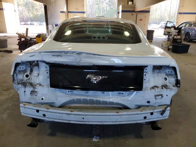 Ford Mustang 2.3* РЪЧКА - автомобили, коли, обяви за нови и употребявани 5