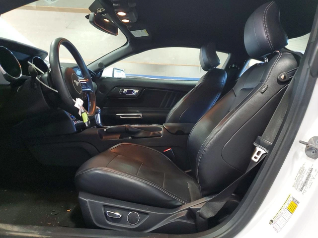 Ford Mustang 2.3* РЪЧКА - автомобили, коли, обяви за нови и употребявани 7