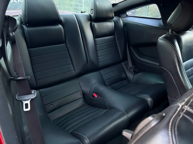 Ford Mustang 3.7 V6 / NAVI - автомобили, коли, обяви за нови и употребявани 7