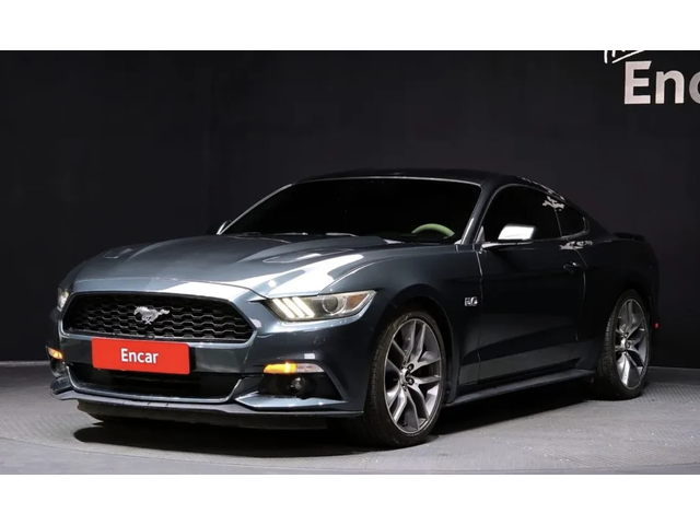 Ford Mustang GT* 5.0* V8* ПОДГРЕВ* ОБДУХВАНЕ* КАМЕРА* КЕЙЛЕС* - автомобили, коли, обяви за нови и употребявани 0