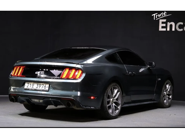 Ford Mustang GT* 5.0* V8* ПОДГРЕВ* ОБДУХВАНЕ* КАМЕРА* КЕЙЛЕС* - автомобили, коли, обяви за нови и употребявани 1