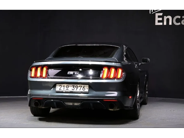 Ford Mustang GT* 5.0* V8* ПОДГРЕВ* ОБДУХВАНЕ* КАМЕРА* КЕЙЛЕС* - автомобили, коли, обяви за нови и употребявани 3