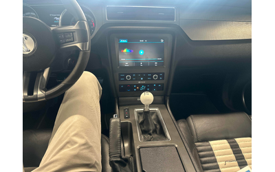 Ford Mustang 5.8L 8cyl RWD - автомобили, коли, обяви за нови и употребявани 8