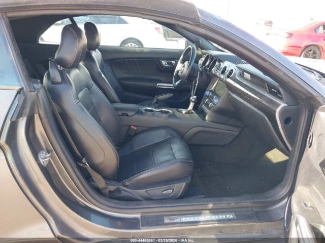 Ford Mustang EcoBoost Premium Convertible - автомобили, коли, обяви за нови и употребявани 9