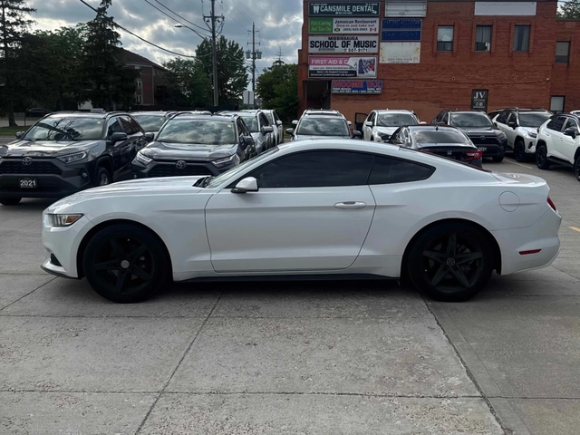 Ford Mustang ECOBOOST / CARFAX - автомобили, коли, обяви за нови и употребявани 2