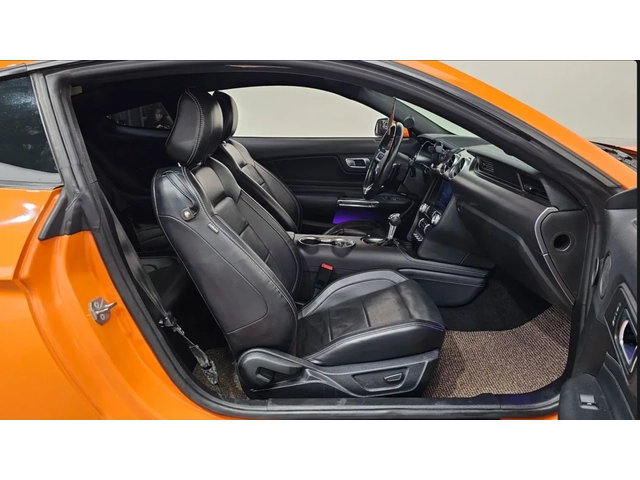 Ford Mustang ОБДУХВАНЕ / DIGITAL / DISTRONIC / AMBIENT - автомобили, коли, обяви за нови и употребявани 13
