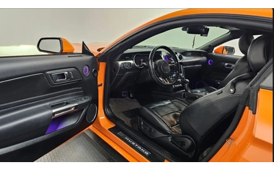 Ford Mustang ОБДУХВАНЕ / DIGITAL / DISTRONIC / AMBIENT - автомобили, коли, обяви за нови и употребявани 6
