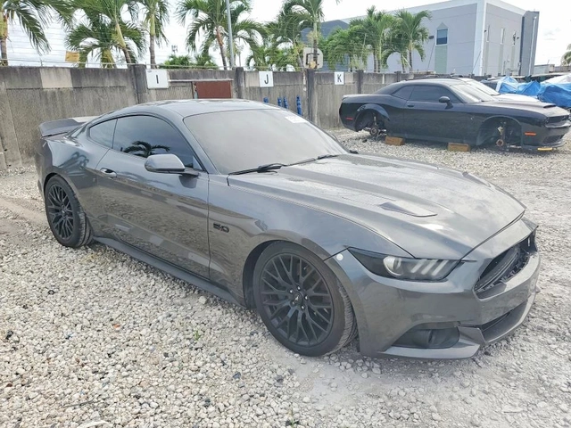 Ford Mustang 5.0 GT - автомобили, коли, обяви за нови и употребявани 0