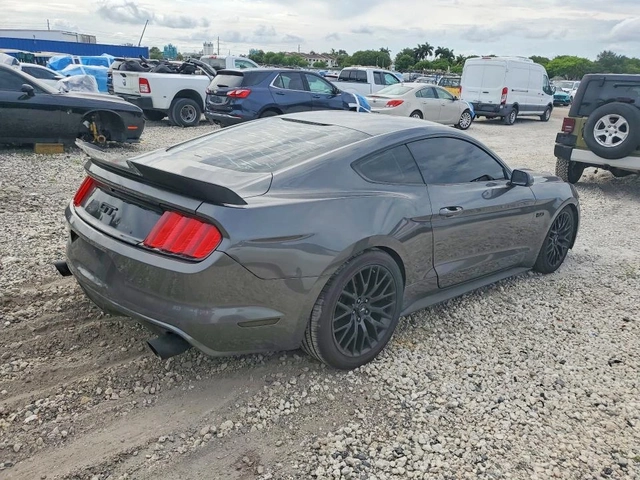 Ford Mustang 5.0 GT - автомобили, коли, обяви за нови и употребявани 4