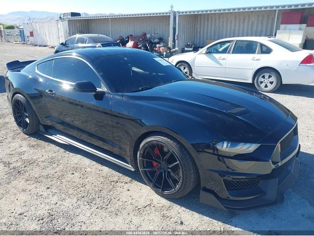 Ford Mustang GT* COYOTE* 5.0* V8* - автомобили, коли, обяви за нови и употребявани 0