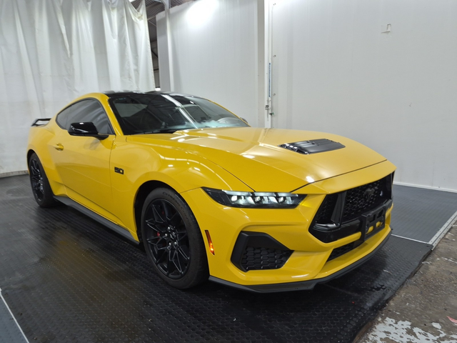 Ford Mustang 5L 8cyl Rear Wheel Drive - автомобили, коли, обяви за нови и употребявани 1