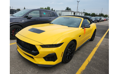 ford-mustang-5l-8cyl-rear-wheel-drive - 0