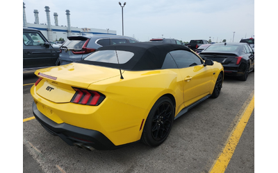 ford-mustang-5l-8cyl-rear-wheel-drive - 2