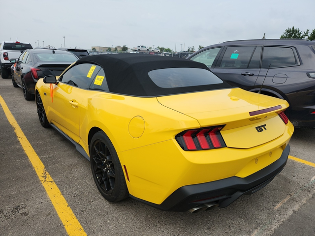 Ford Mustang 5L 8cyl Rear Wheel Drive - автомобили, коли, обяви за нови и употребявани 3