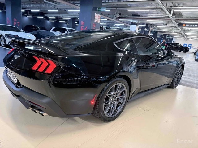 Ford Mustang 5.0 GT Premium* ПОДГРЕВ* ОБДУХВАНЕ* КАМЕРА* КОЖА* - автомобили, коли, обяви за нови и употребявани 2