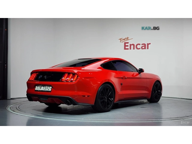 Ford Mustang 2.3* ПОДГРЕВ* ОБДУХВАНЕ* NAVI* КОЖА* - автомобили, коли, обяви за нови и употребявани 1