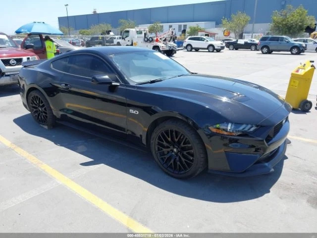 Ford Mustang GT Premium - автомобили, коли, обяви за нови и употребявани 0