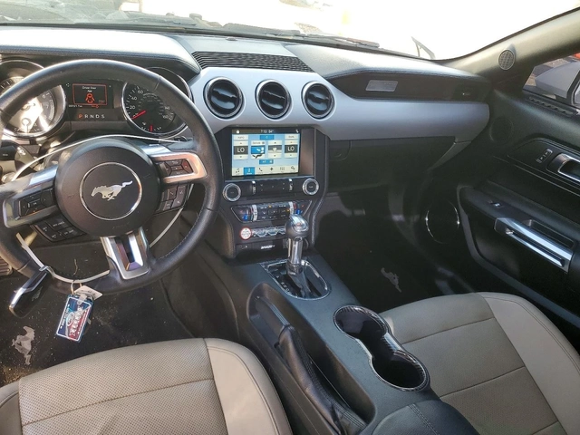 Ford Mustang 5.0 GT - автомобили, коли, обяви за нови и употребявани 7