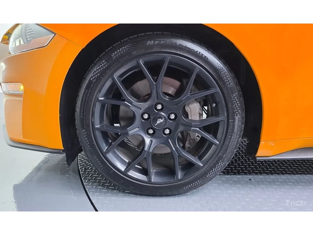 Ford Mustang DIGITALDISTRONIC/LANE ASSIST/ОБДУХВАНЕ / 2 Ключа - автомобили, коли, обяви за нови и употребявани 4