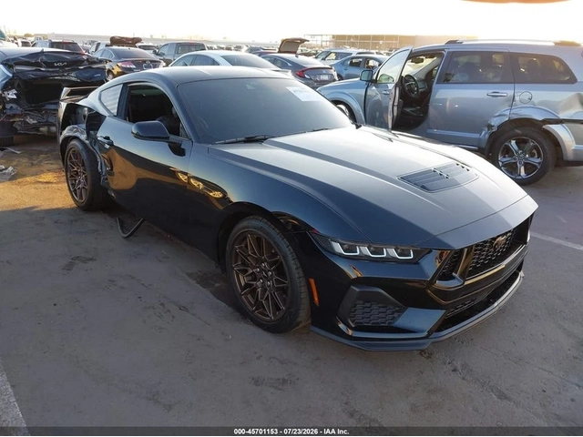 Ford Mustang GT Premium Fastback - автомобили, коли, обяви за нови и употребявани 0
