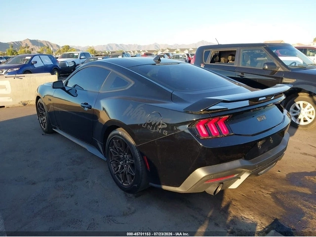 Ford Mustang GT Premium Fastback - автомобили, коли, обяви за нови и употребявани 2