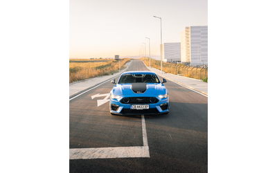 ford-mustang-mach-1 - 0