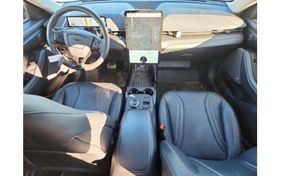 Ford Mustang Mach-E PREMIUM - автомобили, коли, обяви за нови и употребявани 7