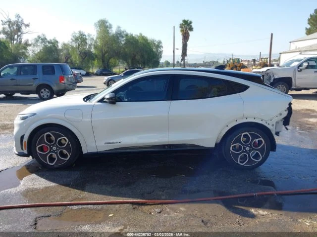 Ford Mustang Mach-E GT* ПОДГРЕВ* 360* СЛ.ЛЕНТИ* KEYLESS - автомобили, коли, обяви за нови и употребявани 5