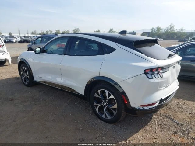 Ford Mustang Mach-E PREMIUM - автомобили, коли, обяви за нови и употребявани 4