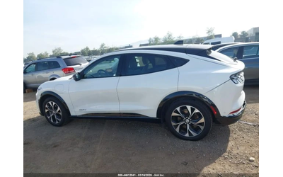 ford-mustang-mach-e - 5