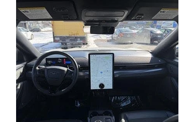 ford-mustang-mach-e - 5