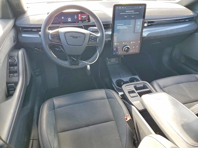Ford Mustang Mach-E GT - автомобили, коли, обяви за нови и употребявани 7