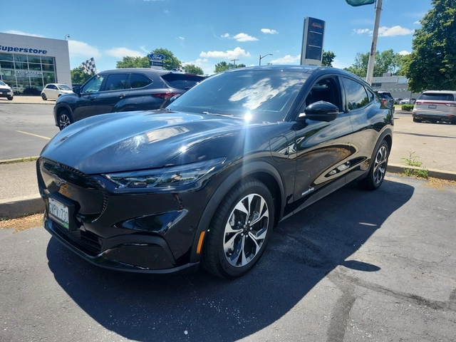 Ford Mustang Mach-E AWD Select / Adaptive Cruise / Lane Assist / - автомобили, коли, обяви за нови и употребявани 0