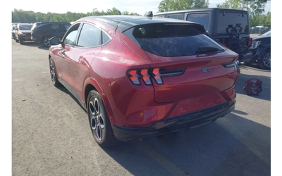 ford-mustang-mach-e - 2